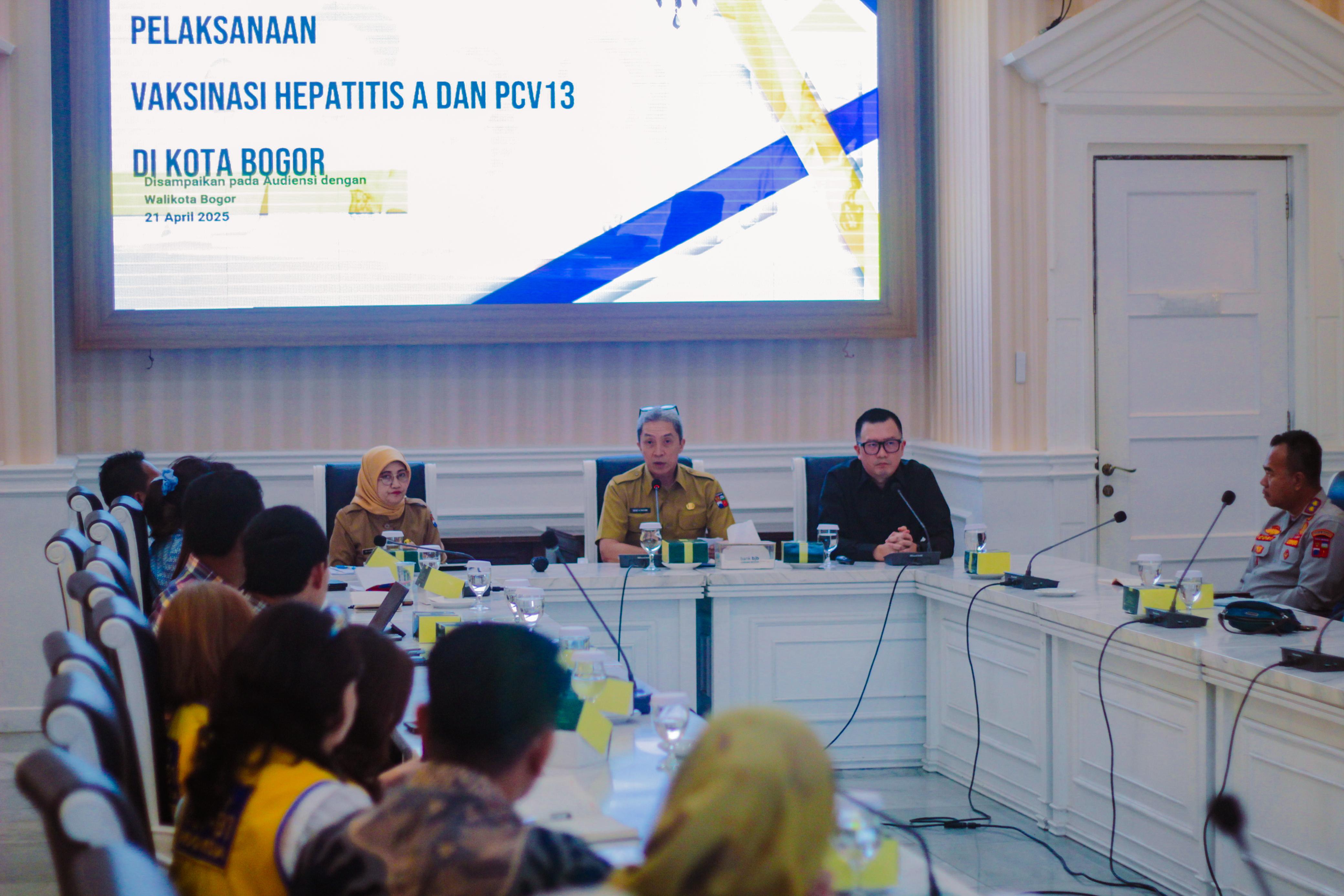 Vaksinasi Hepatitis A dan PCV13 di Kota Bogor 
